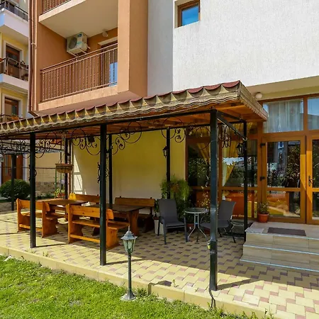 別荘 Family 2Bedroom Apartment With In Dafinka Ge *