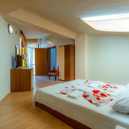Family 2Bedroom Apartment With In Dafinka Ge 別荘 *