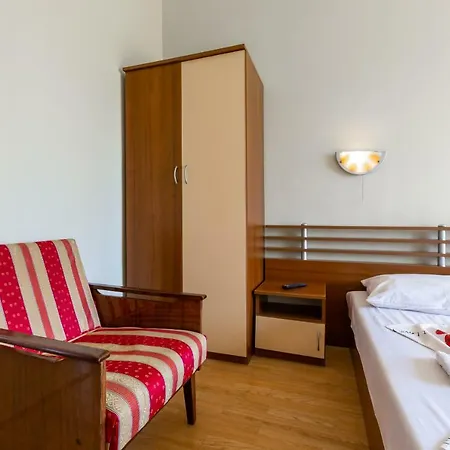 Family 2Bedroom Apartment With In Dafinka Ge Ravda