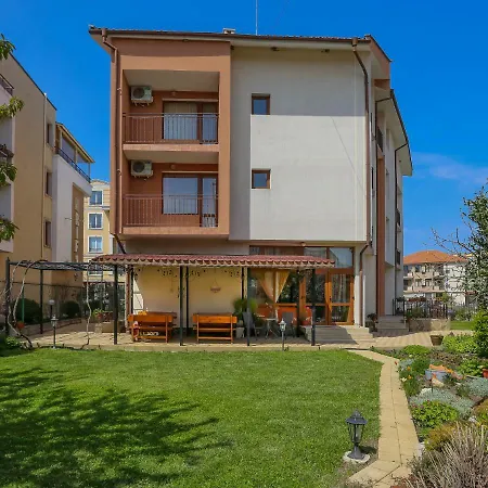 Hébergement de vacances Family 2Bedroom Apartment With In Dafinka Ge Ravda